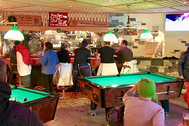 Big Ben Pub, Verbier interior