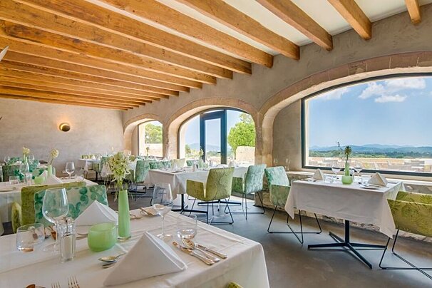 Carrossa Hotel Spa Villas, Arta hotel restaurant