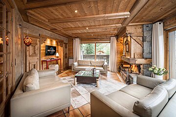 A living room with a television that says universal on it