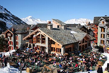 Chalet de Luigi Bar, Les Arcs 1950 terrace