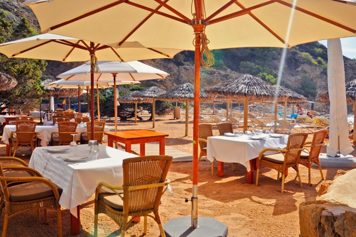 Es Torrent Restaurant & Beach Club, San Josep restaurant terrasse