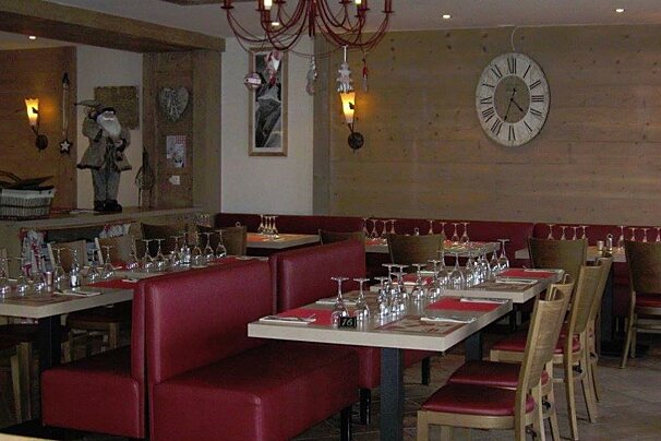 Le 4810 Restaurant, Plagne Soleil / Village interior