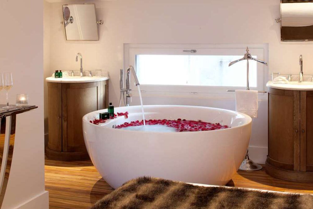 Le Boutique Hotel, Bordeaux - Centre bathroom