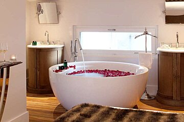 Le Boutique Hotel, Bordeaux - Centre bathroom