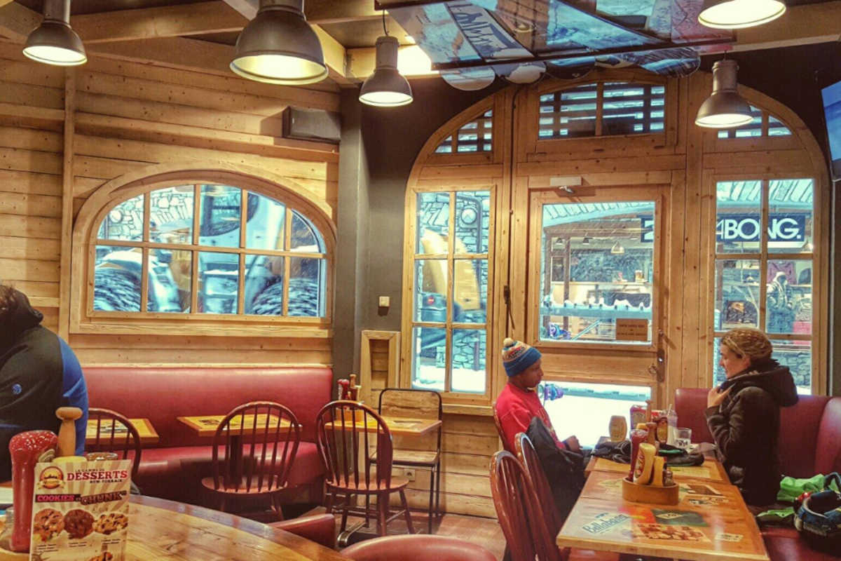 Roxy Quiksilver Cafe & Restaurant, Val d'isere interior