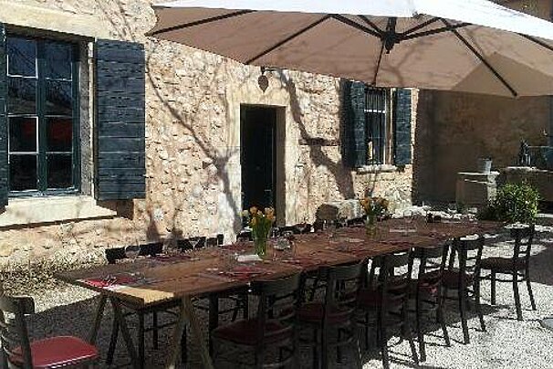 Domaine de la Camarette, Pernes les Fontaines restaurant terrasse