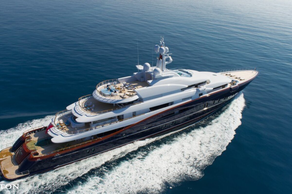 Edmiston Yacht Brokers, Antibes exterior