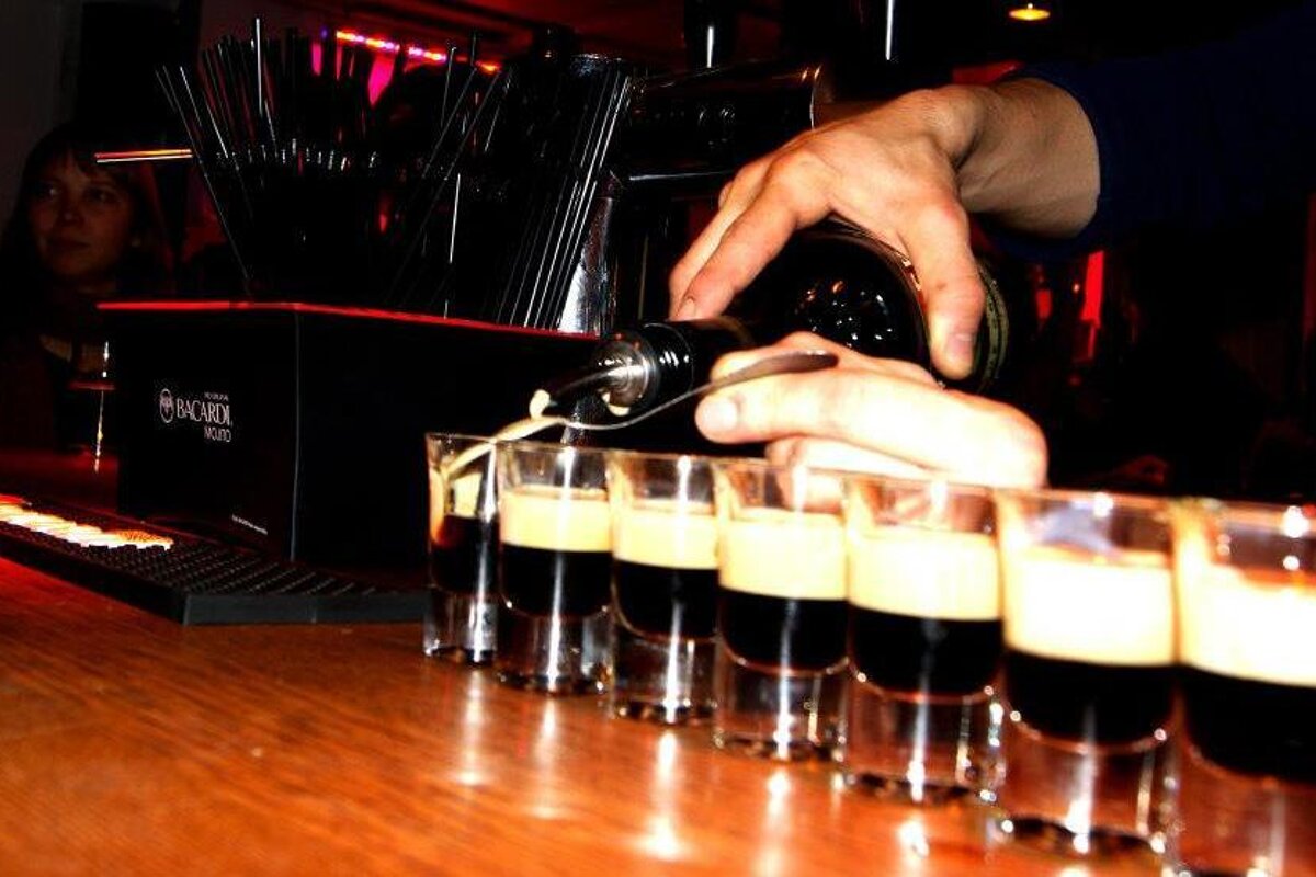 Le Shooters Bar, Avoriaz drinks