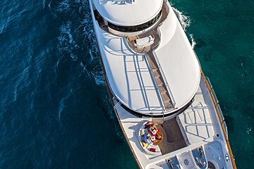 Northrop & Johnson Yacht Brokers, 