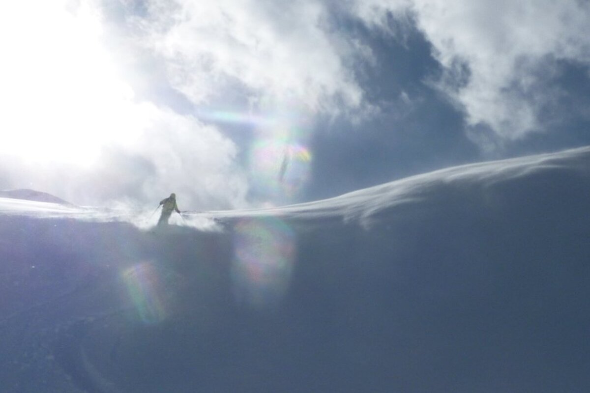 great light when skiing off piste