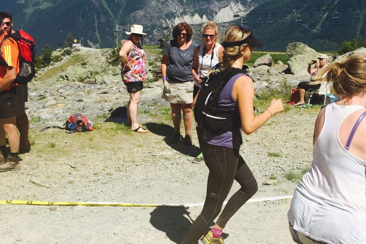 2 runners at the end of the marathon, Chamonix