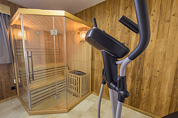 Rainbow Chalet, Val Thorens gym room