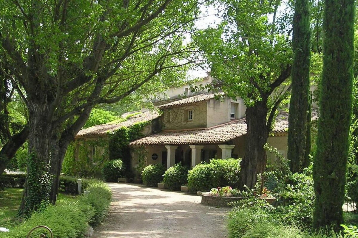 Le Mas de Cure Bourse Hotel, Isle sur la Sorgue exterior