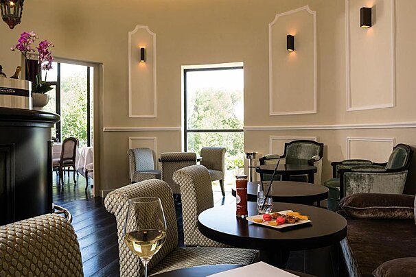 Le Saint Esteve Restaurant, Aix-en-Provence interior