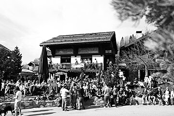 Lodge du Village Bar, Meribel Village