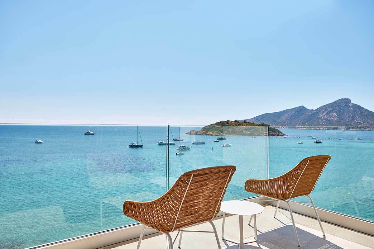 The Universal Aparthotel Don Camilo Sea View