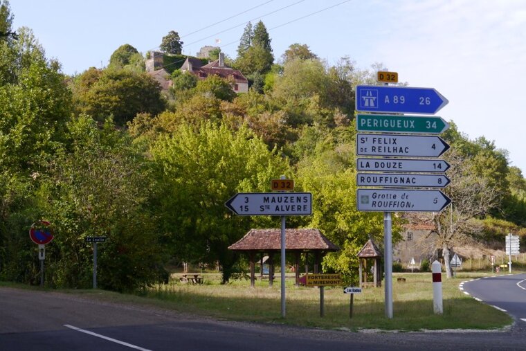 road signs in the dordogne region