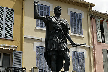 Roman statue, Frejus