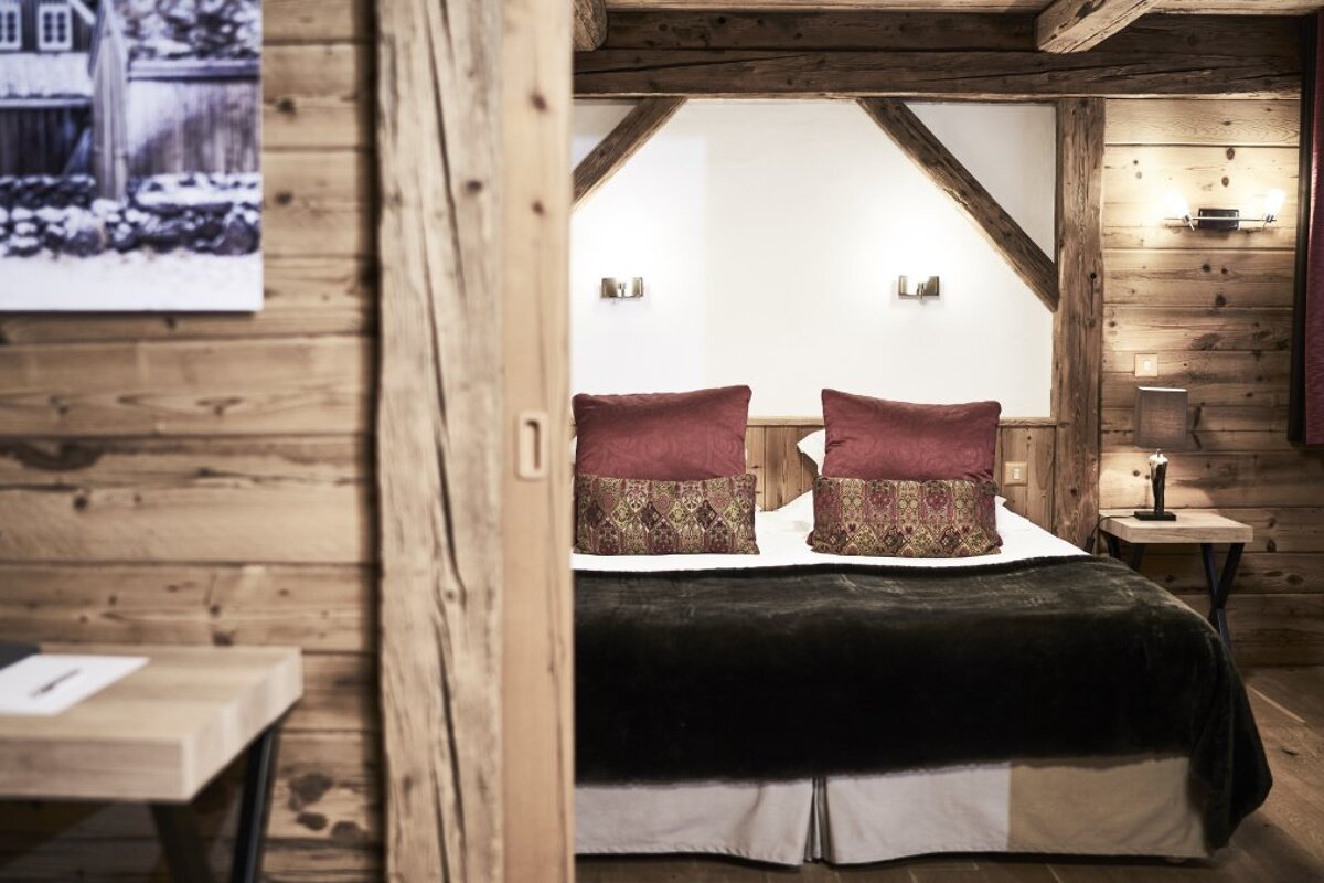Chabichou Hotel & Spa, Courchevel 1850 double bedroom