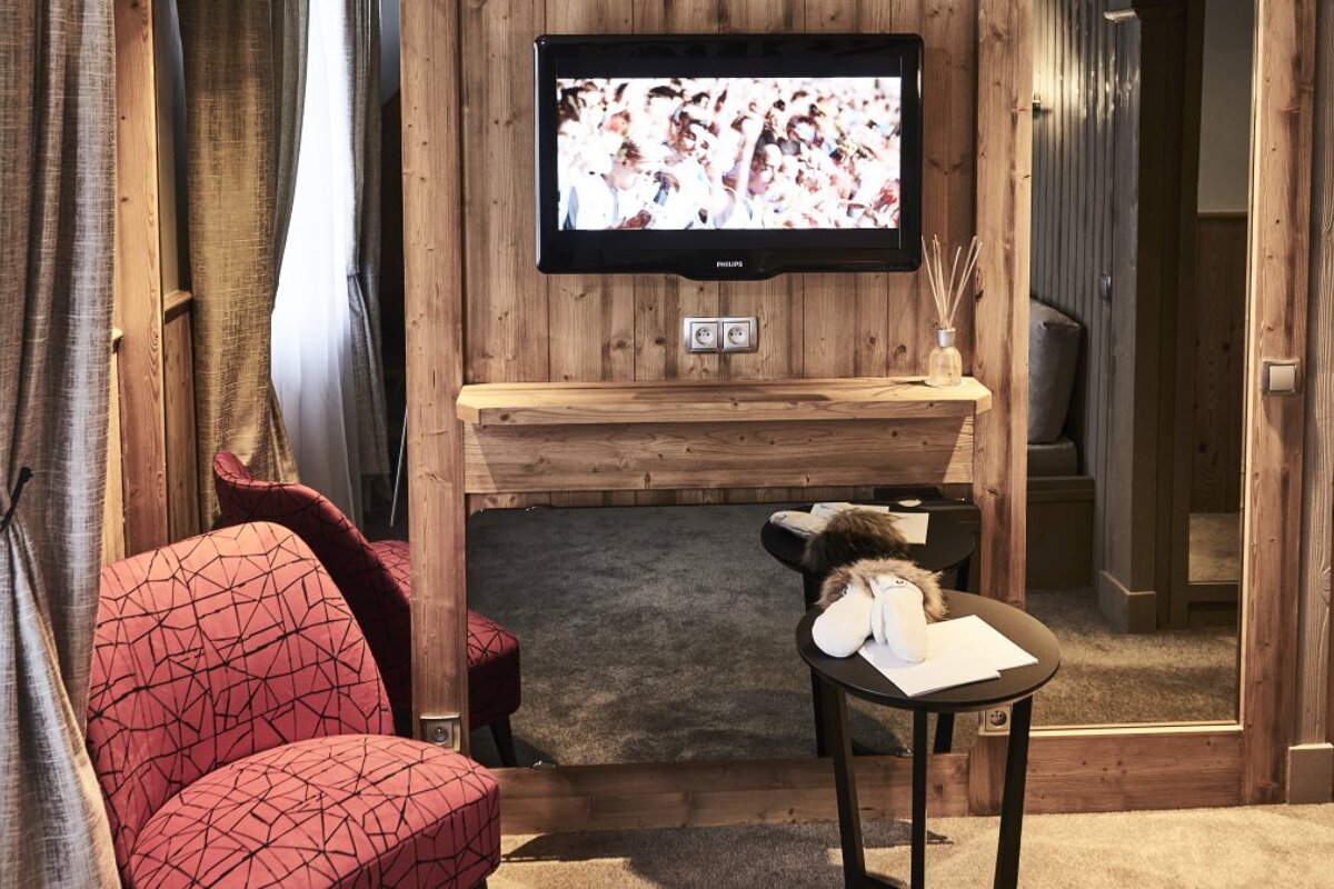 Chabichou Hotel & Spa, Courchevel 1850 double bedroom