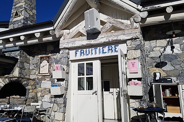 the entrance to a restaurant