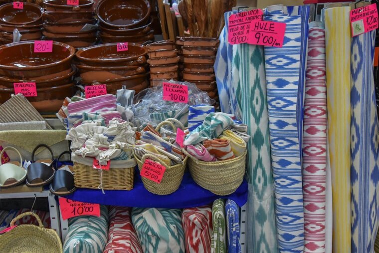 Exploring Mercat de l'Olivar, Palma's best market