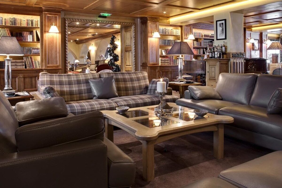 Le Grand Coeur & Spa Hotel, Meribel lounge room