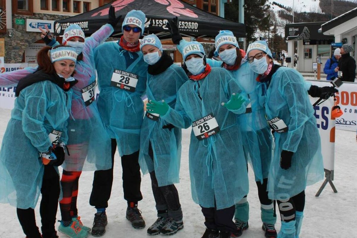 a team of runners in 2 alpes