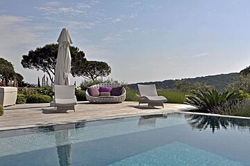 Saint Tropez Home Sitting