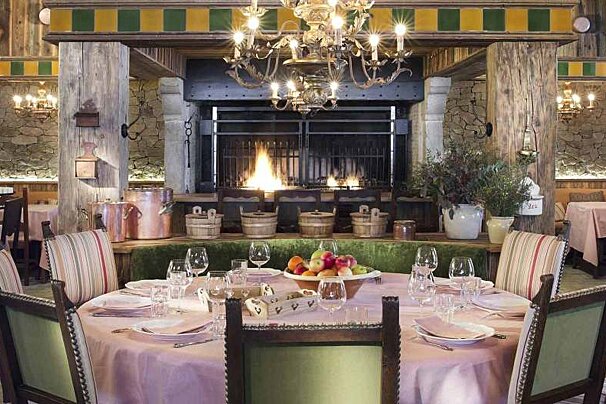 Chalet de Pierres Restaurant, Courchevel interior
