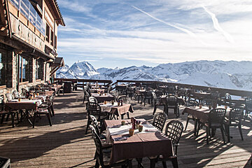Les Pierres Plates (La Saulire) Restaurant, Courchevel restaurant terrasse