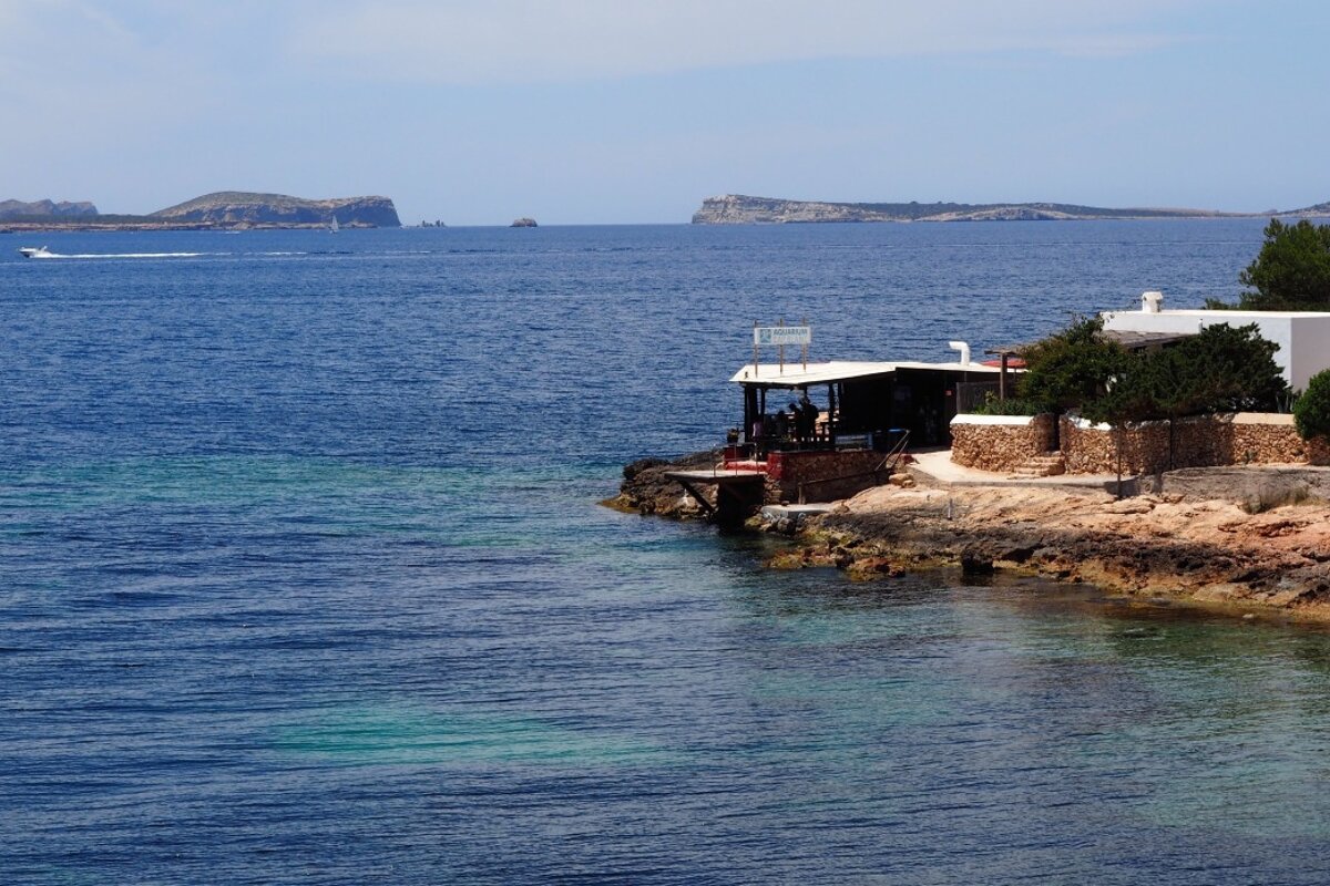 a view over to cap blanc aquarium