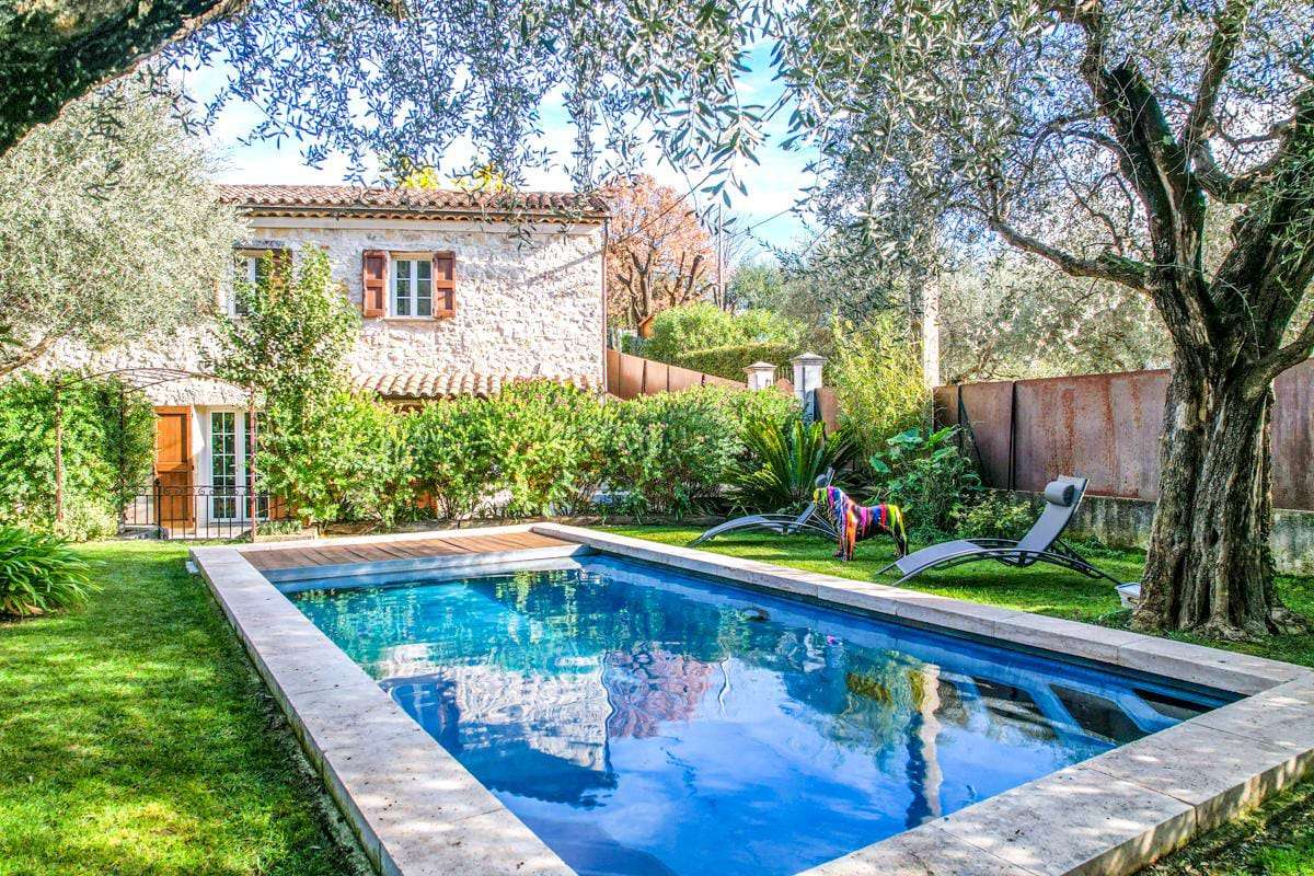 Papillon Villa, Grasse