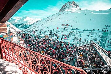 Clubbing at La Folie Douce Val d'Isere, Val d'Isere Valley