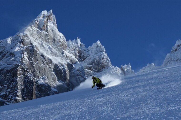 Fresh snow and sunshine in the Chamonix Valley