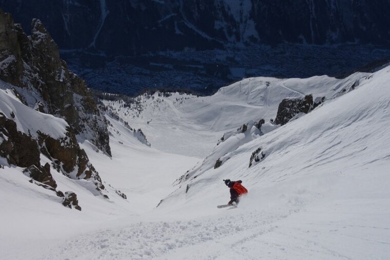 Fresh snow and sunshine in the Chamonix Valley