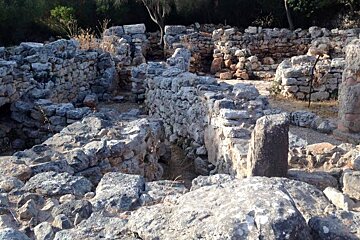 stone ruins of an old house in mallorca