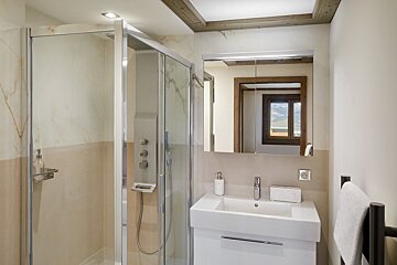 Six Senses 2 Bedroom Mountain View Apartment, Courchevel 1850 bathroom