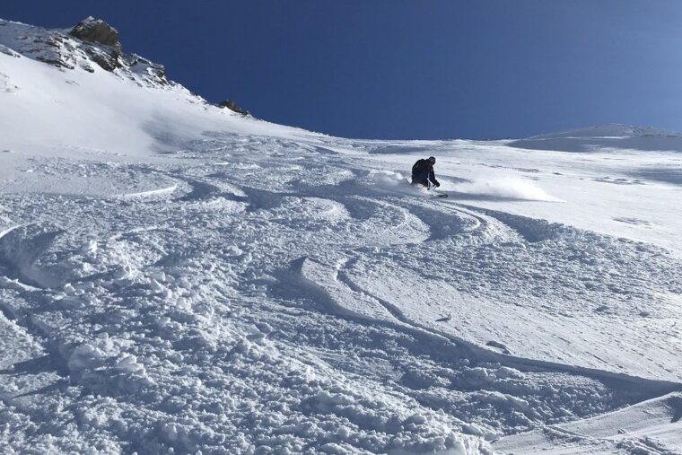 Challenging skiing in Val d'Isere