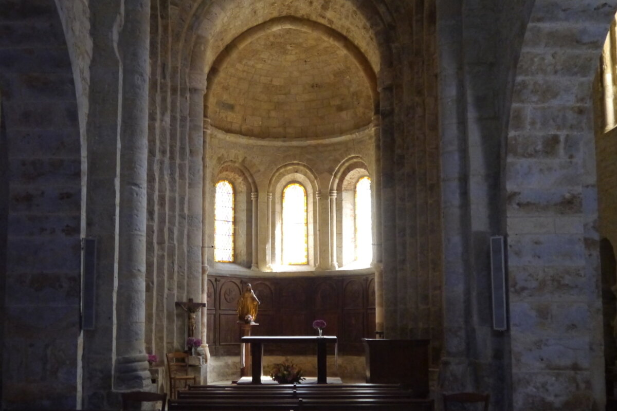 interior of the church in autoire