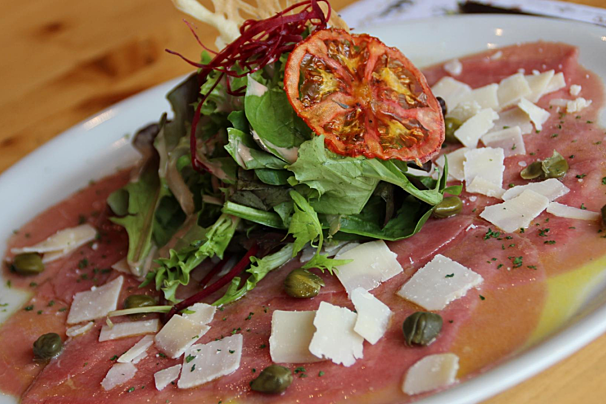 La Ferme Restaurant, La Tania style of cuisine