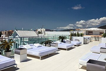 Es Vive Hotel, Ibiza Town terrace