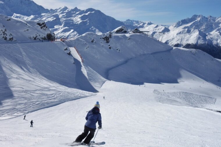 Great snow conditions under grey skies in Chamonix