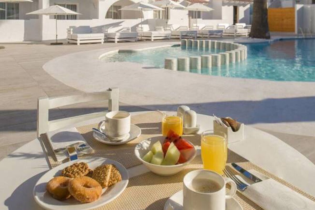 Hotel Playasol Bossa Flow, Playa d'en Bossa pool