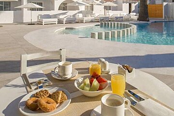 Hotel Playasol Bossa Flow, Playa d'en Bossa pool