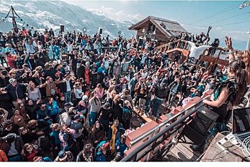 La Folie Douce Bar, Meribel exterior