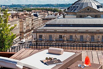 Le Grand Hotel de Bordeaux, Bordeaux - Centre terrace