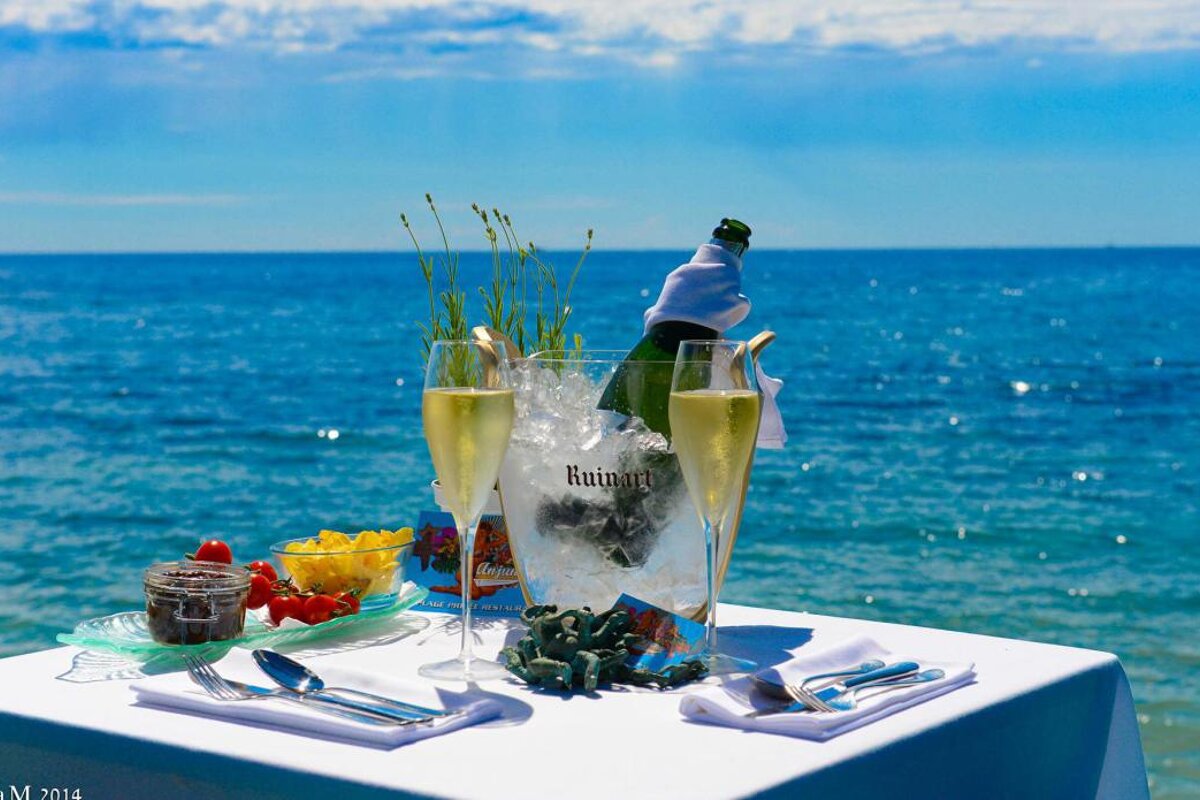 Anjuna Plage Beach Club, Eze beach