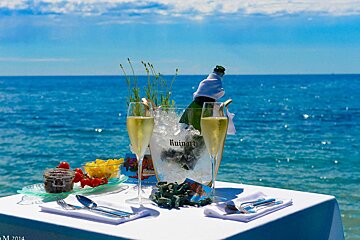 Anjuna Plage Beach Club, Eze beach