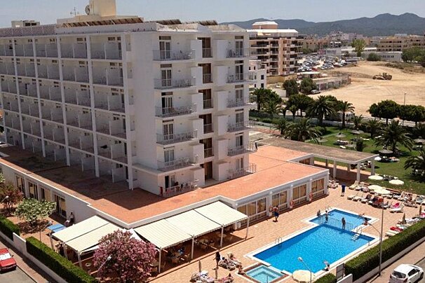 Gran Sol Hotel, San Antonio exterior